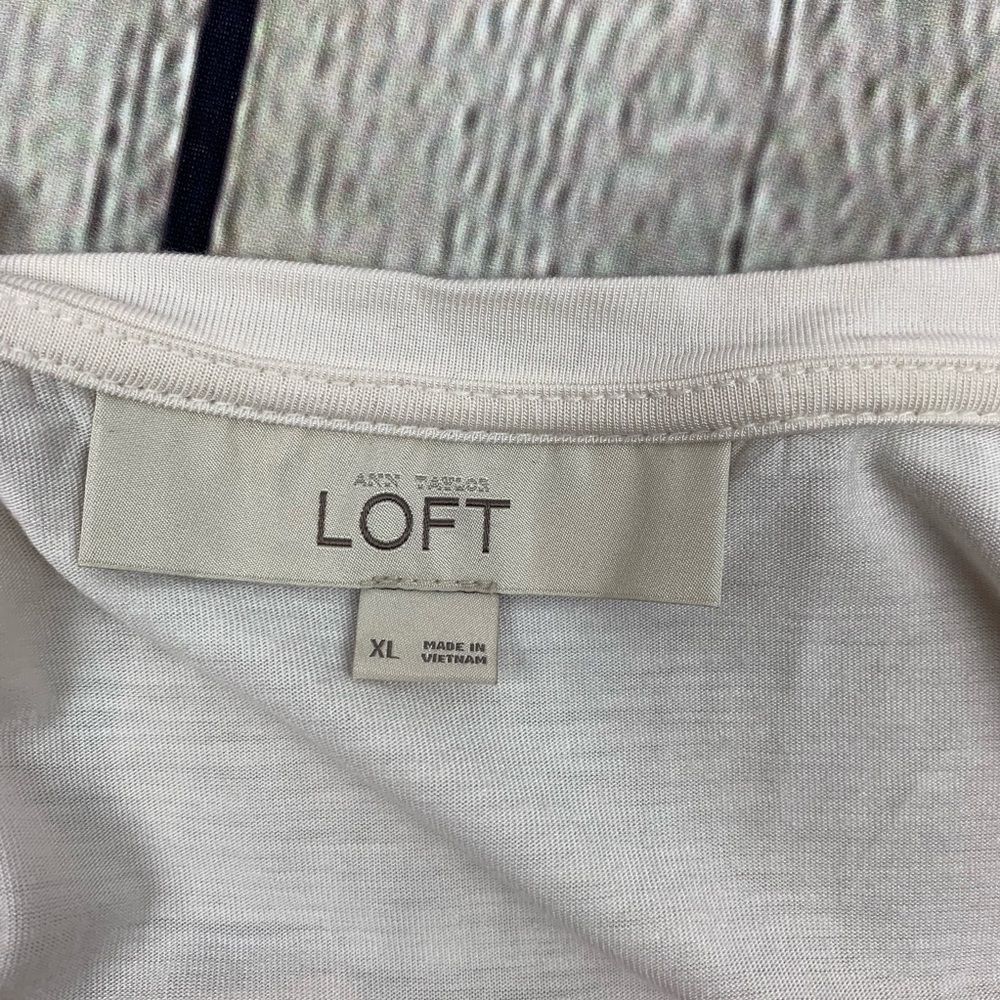 LOFT Tank top - Picture 3 of 8